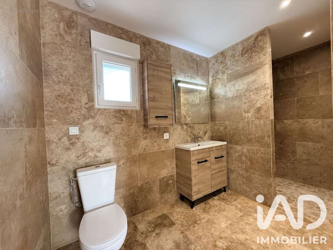 Maison 146 m² à Allonne  - photo 7