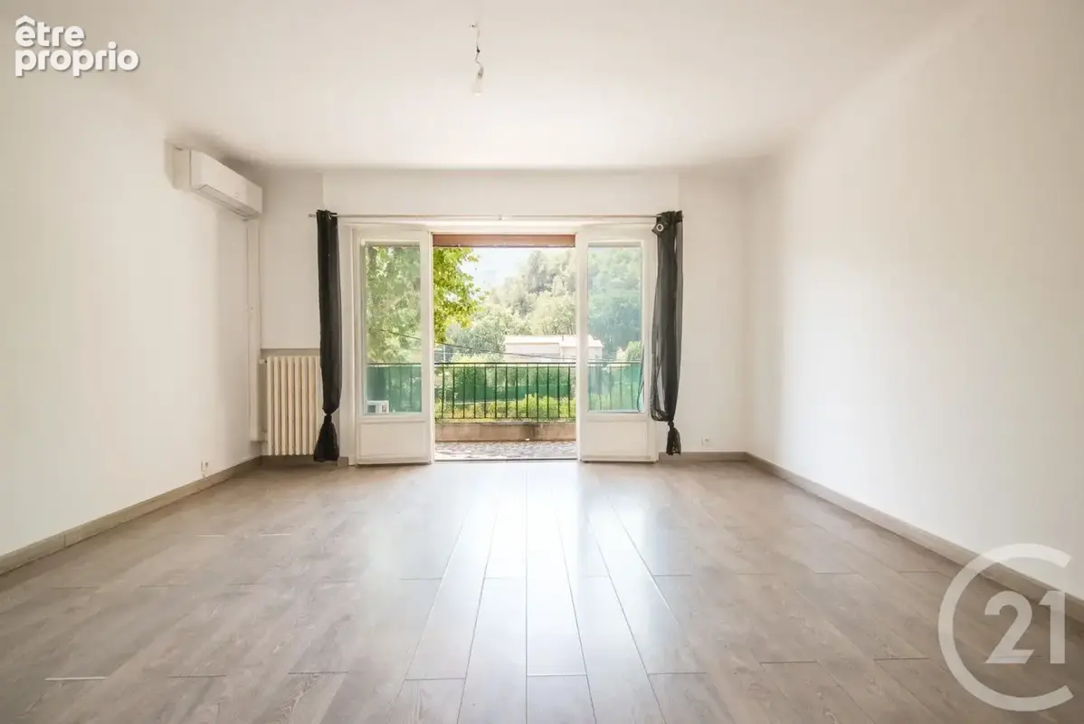 Appartement 62 m² à Contes  - photo 2