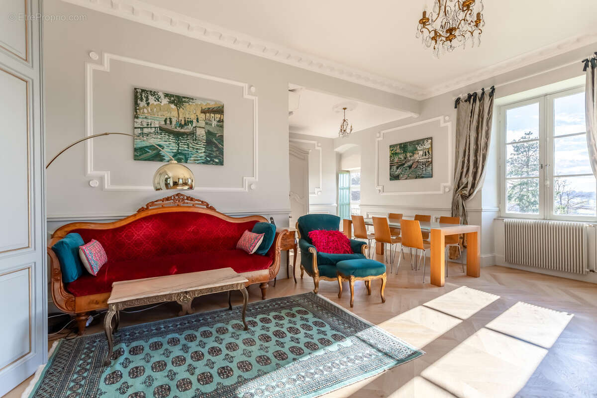 Maison à MONFLANQUIN