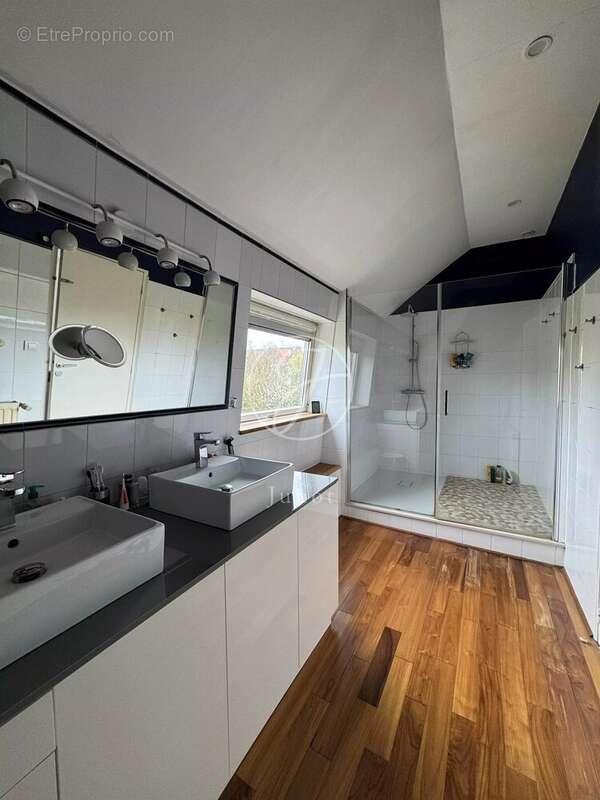 Maison à MARCQ-EN-BAROEUL