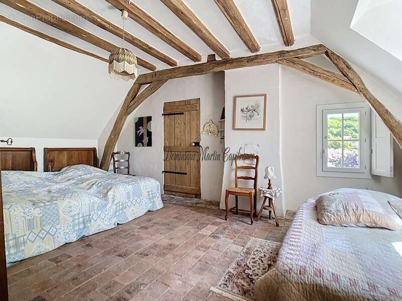 Maison à VILLEDIEU-LE-CHATEAU