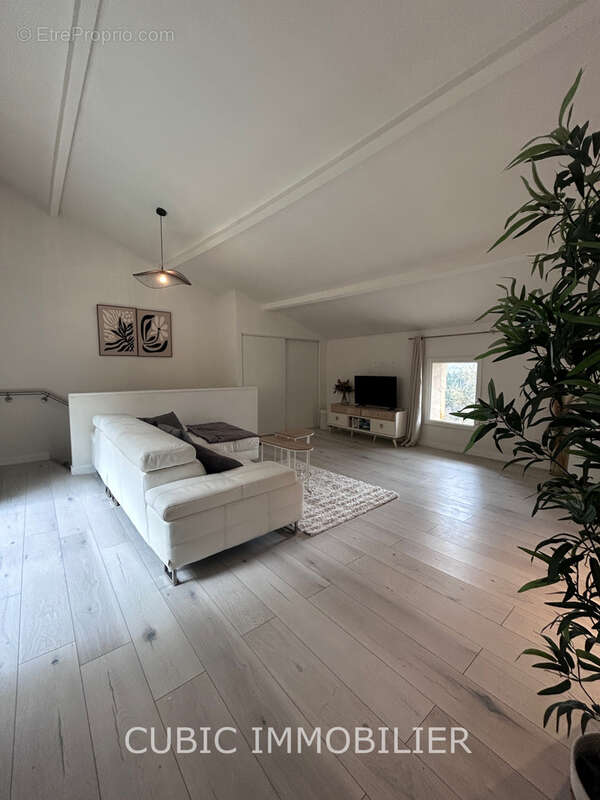 Maison à BULLY