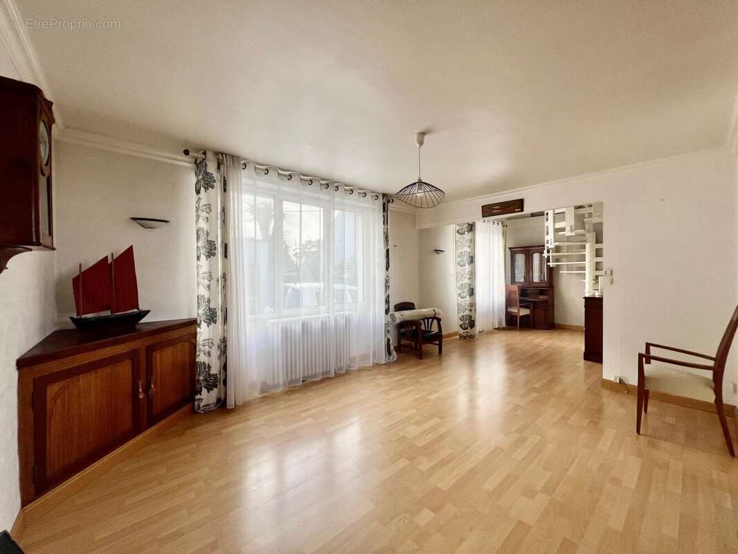 Maison à SENE
