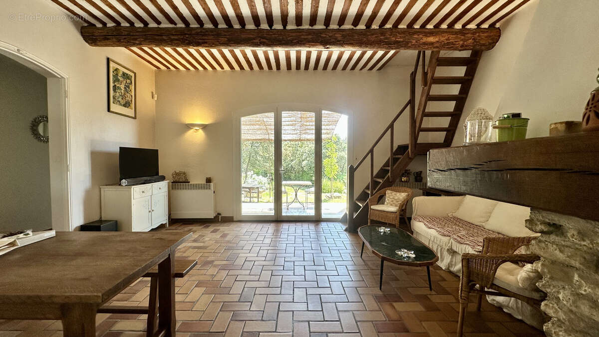 Maison à CRILLON-LE-BRAVE
