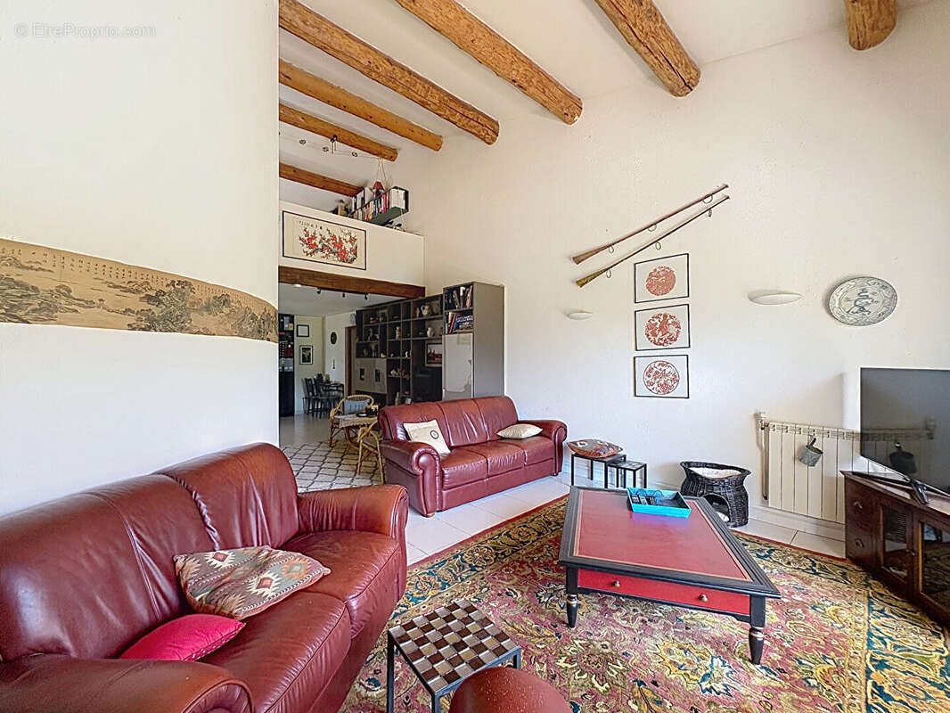 VILLA LAMBESC - 9 pièce(s) - 308 m2 - photo 6