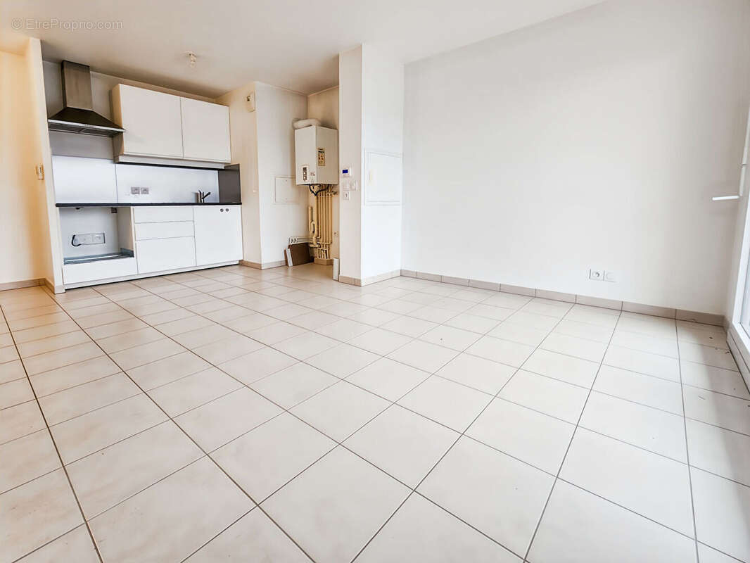 Appartement à SAINT-FARGEAU-PONTHIERRY