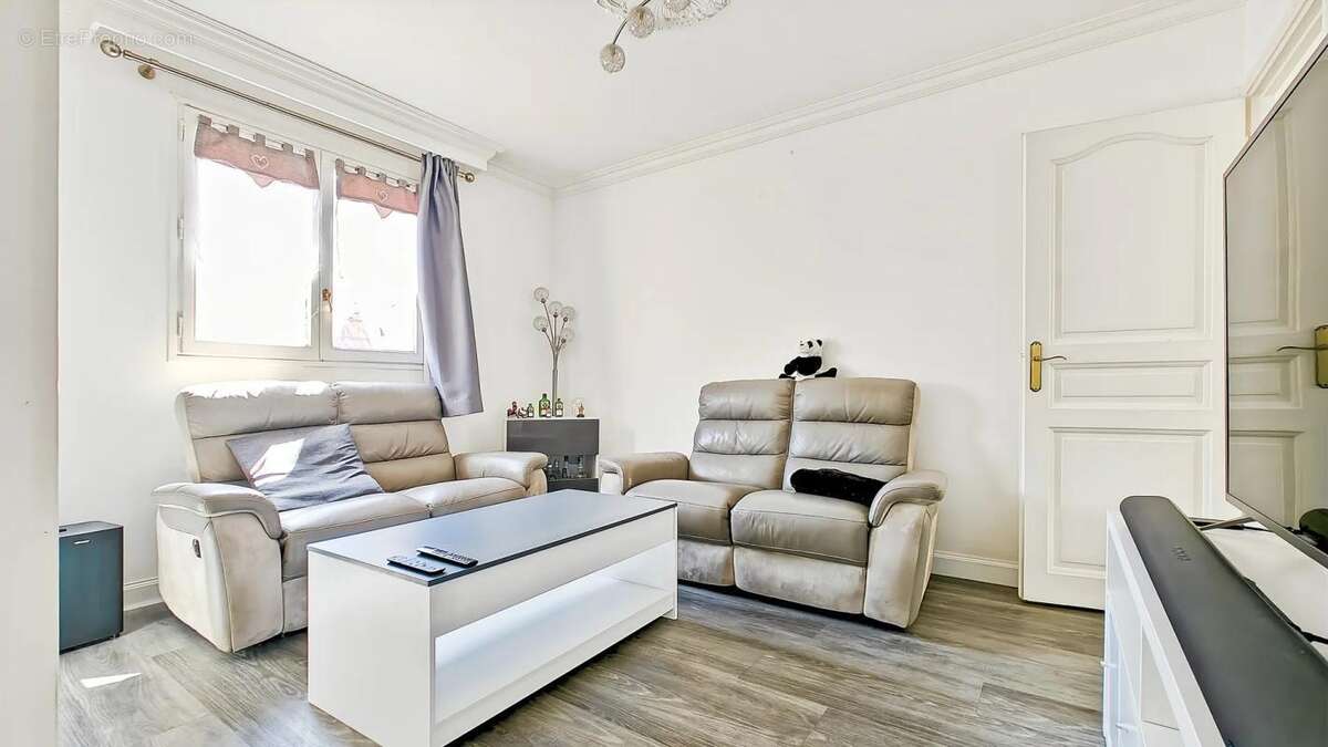 Appartement à MONTLHERY