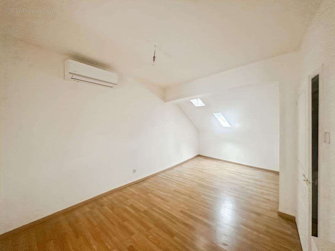 Maison à SIGNY-L&#039;ABBAYE