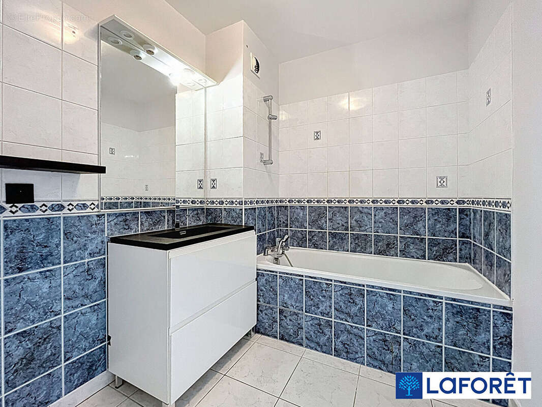 Appartement à AHUY