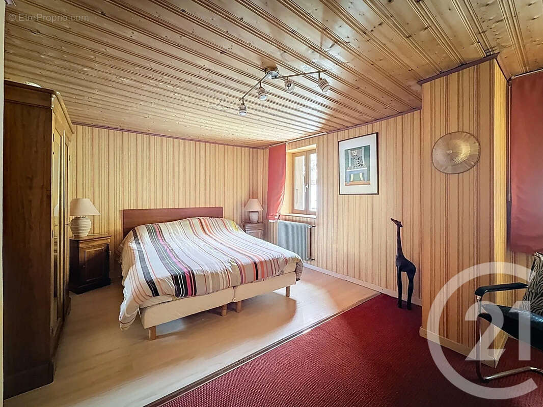 Appartement à TANINGES
