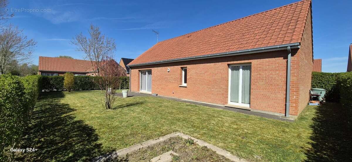 Maison à WERVICQ-SUD