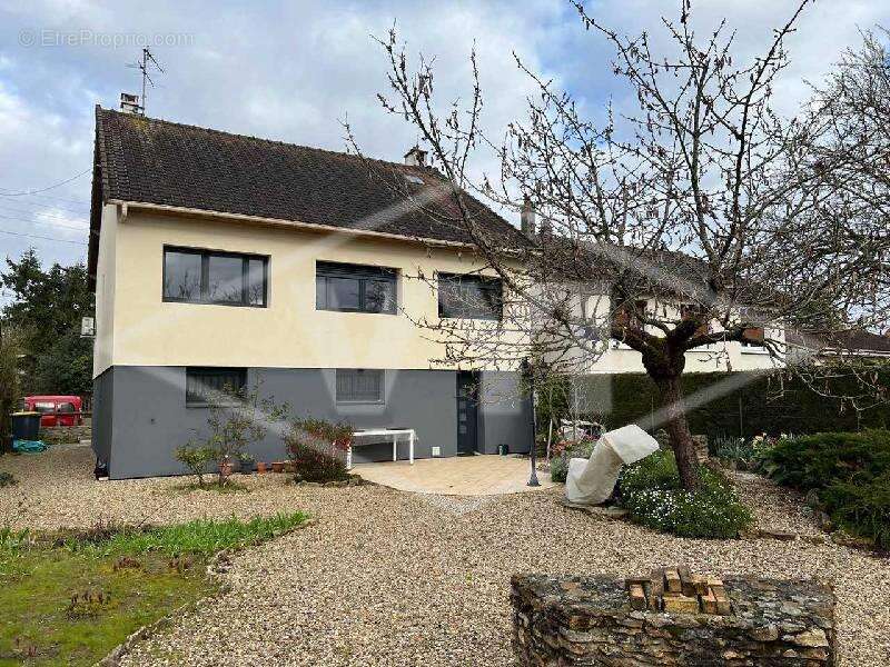 Maison à QUINCY-SOUS-SENART