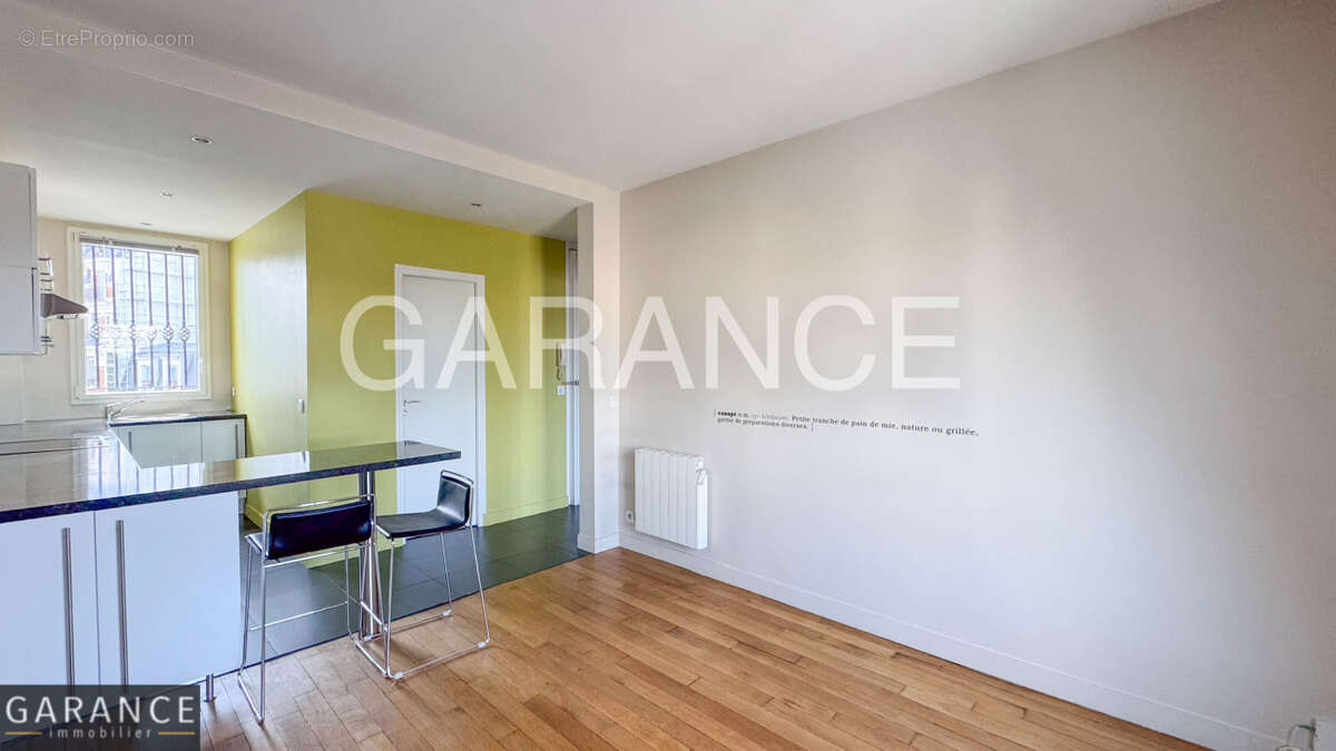 Appartement à PARIS-12E