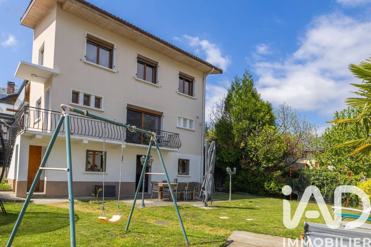 Photo 1 - Maison à SAINT-JEOIRE-PRIEURE