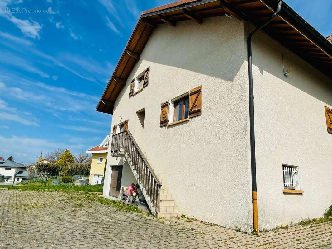Maison 210 m² à Beaumont  - photo 23
