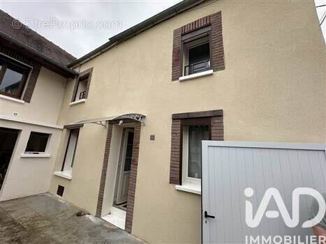 Photo 1 - Appartement à PONT-SUR-YONNE