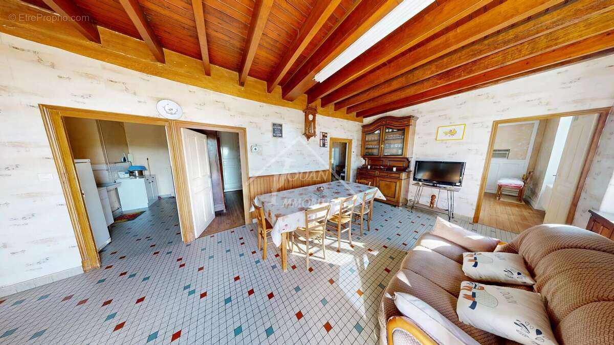 Maison à BAYET