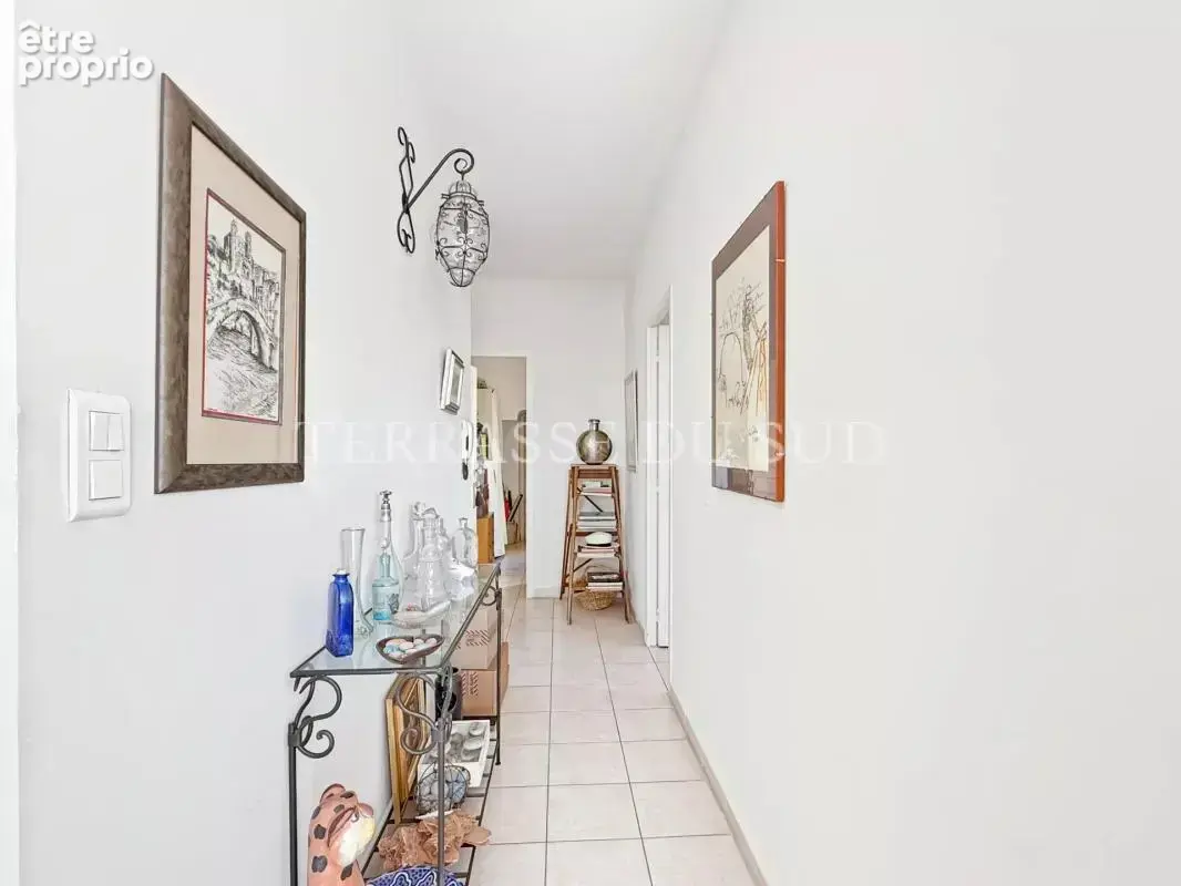 Vente Appartement T2/3 de 58 m2 LC avec Grande Terrasse, Parking Privatif et Cave - Montolivet Marseille 12 - photo 12