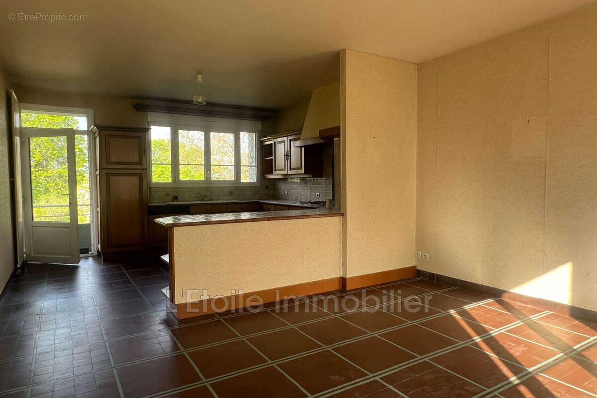 Maison à MORTAGNE-AU-PERCHE