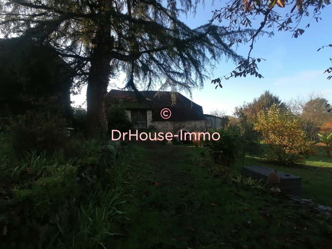 Maison à BIARS-SUR-CERE