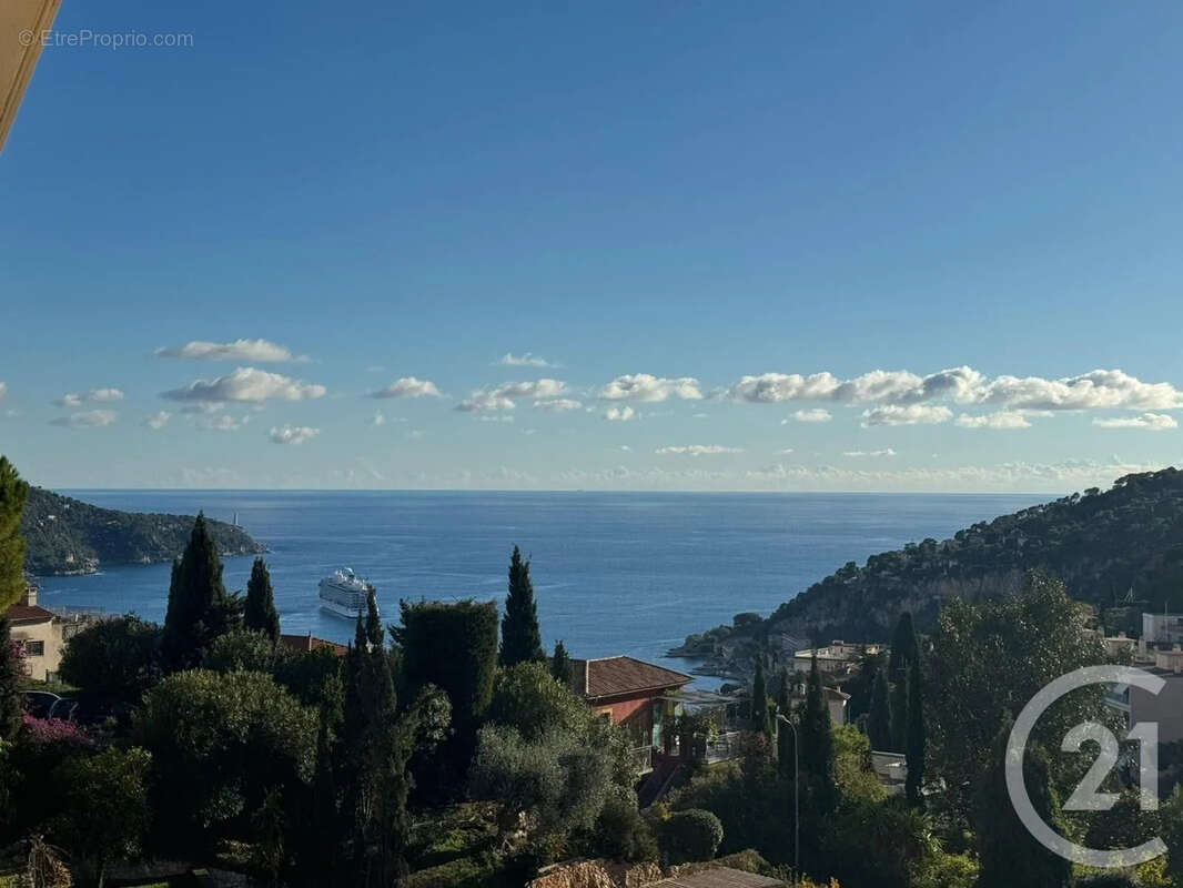 Appartement à VILLEFRANCHE-SUR-MER