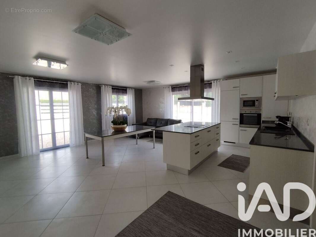 Photo 4 - Maison à SAINT-OUEN