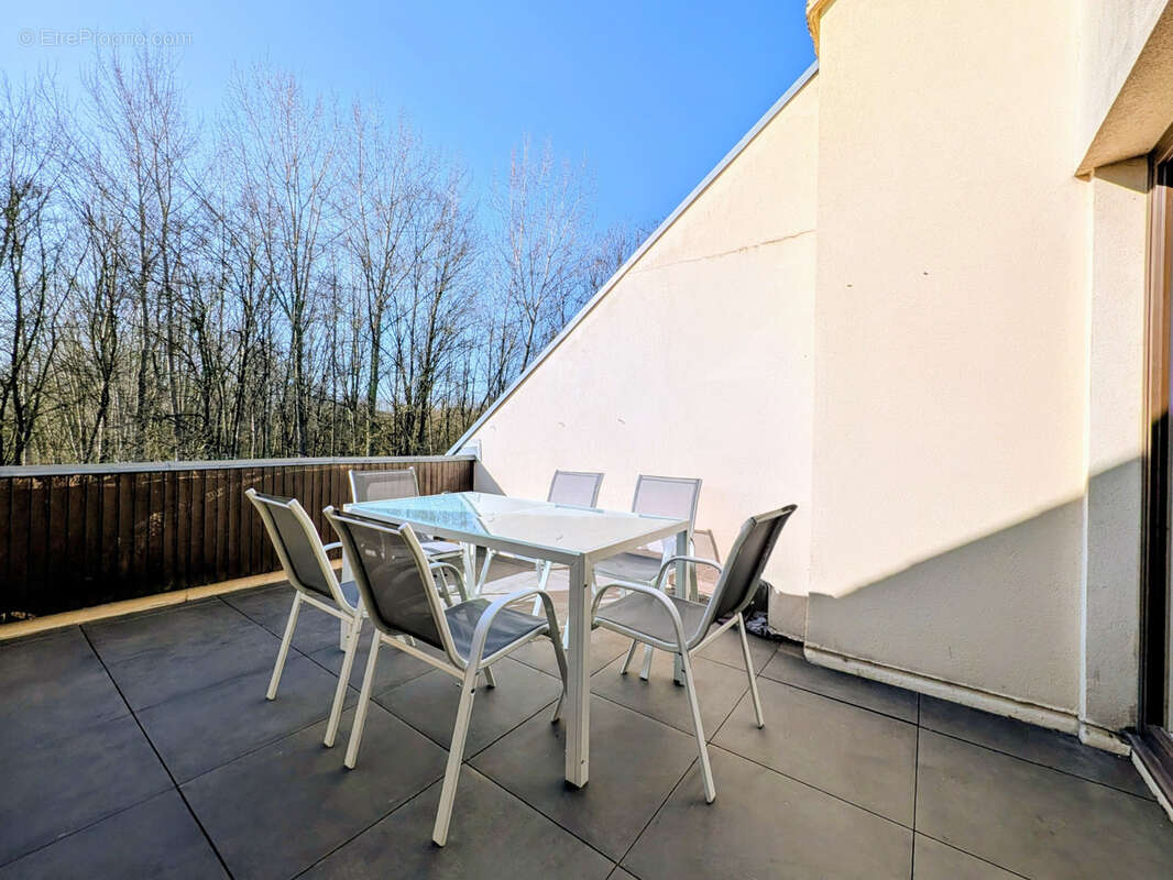 Appartement à JARVILLE-LA-MALGRANGE