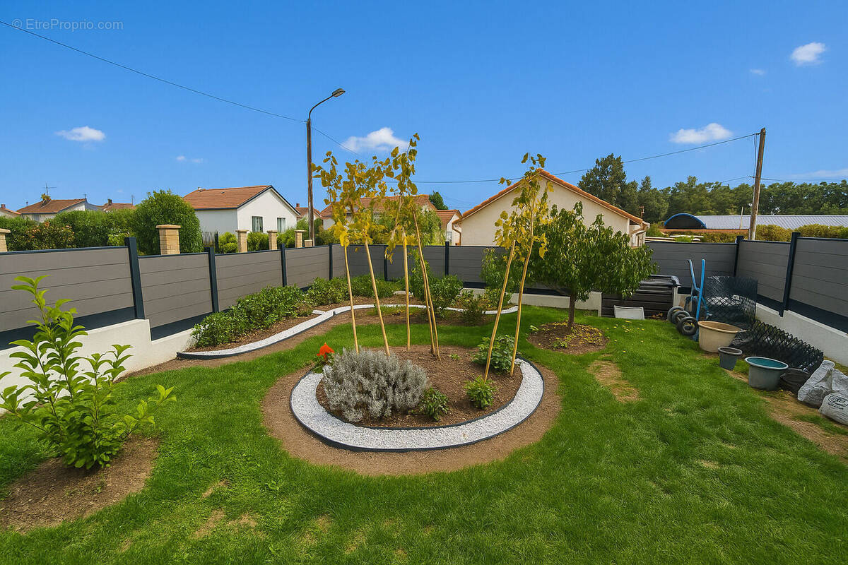 Maison à CLERMONT-FERRAND