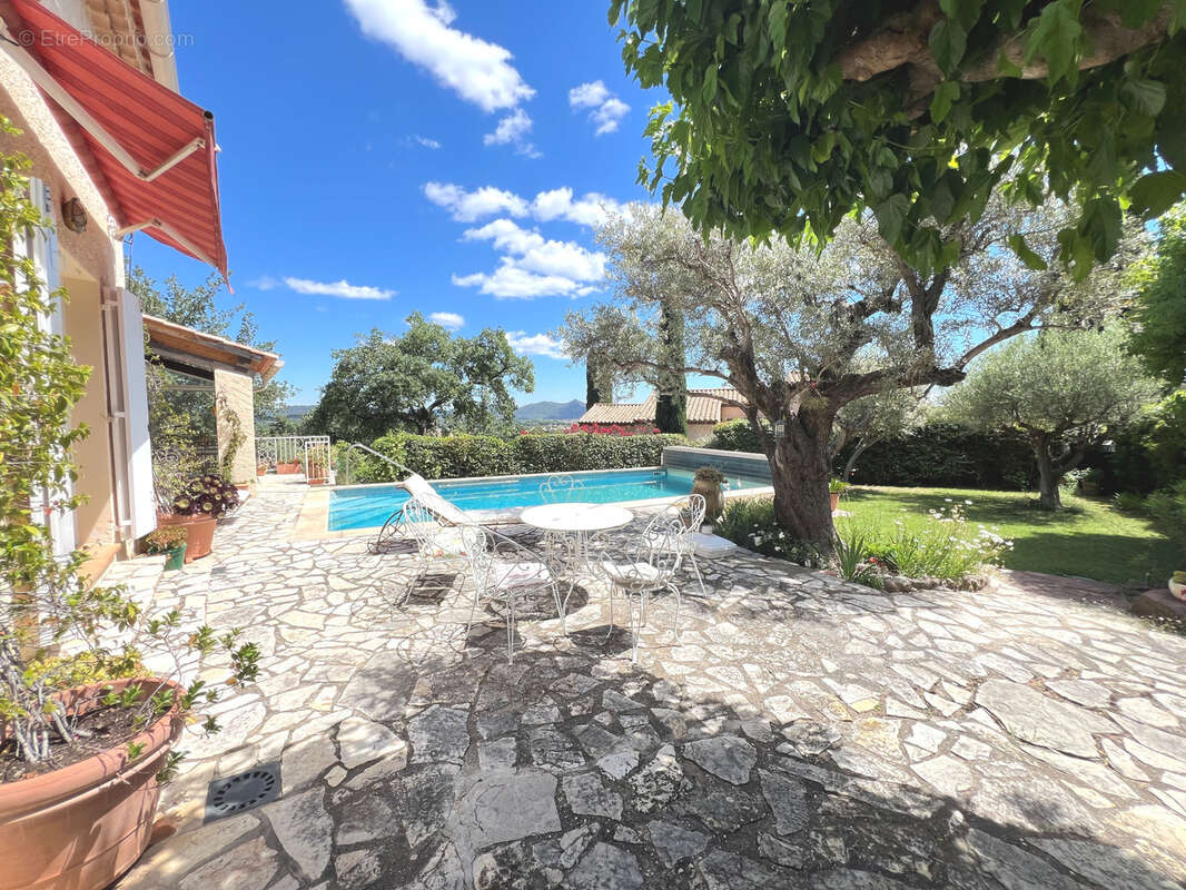 Maison à LA FARLEDE