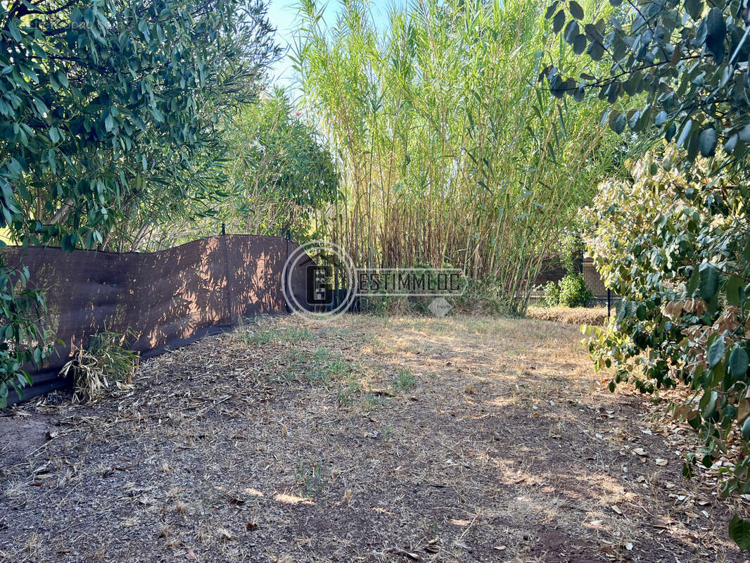 Haut de villa T3 avec jardin, garage et terrasse exposée plein sud   À proximité de Vidauban - photo 13
