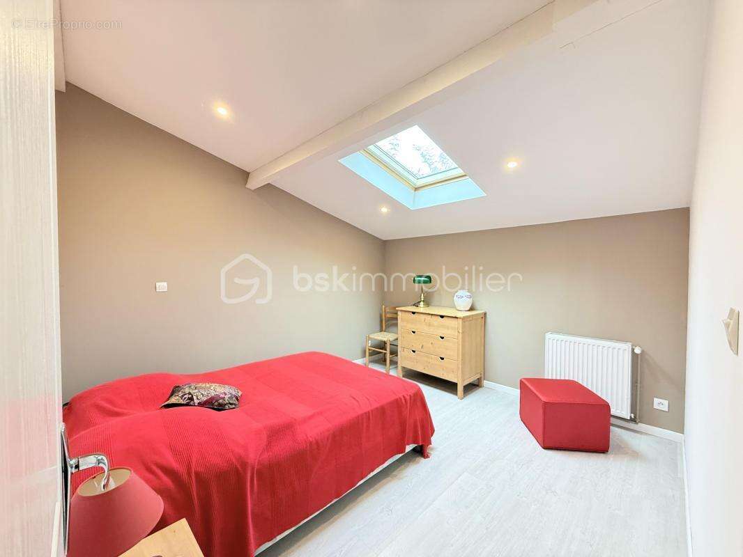 Maison non mitoyenne  106m²  6 pièces édifiée sur une parcelle de 270m² avec jardin et dépendances aux portes de paris - photo 17