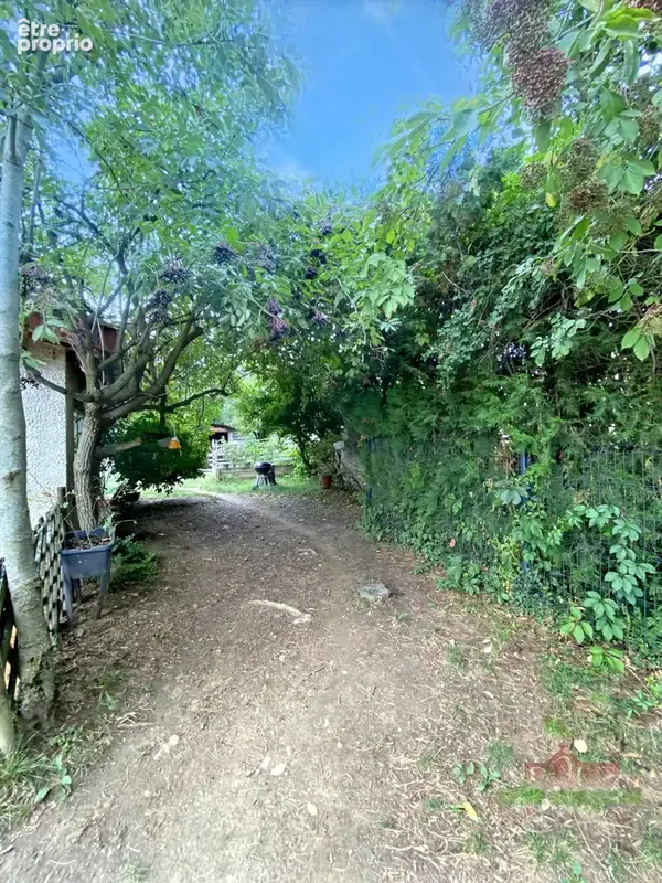 Maison ancienne avec dependance, 900 m2 de terrain - photo 13