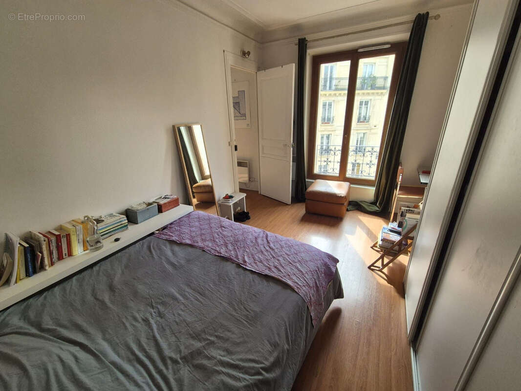 Appartement à PARIS-18E