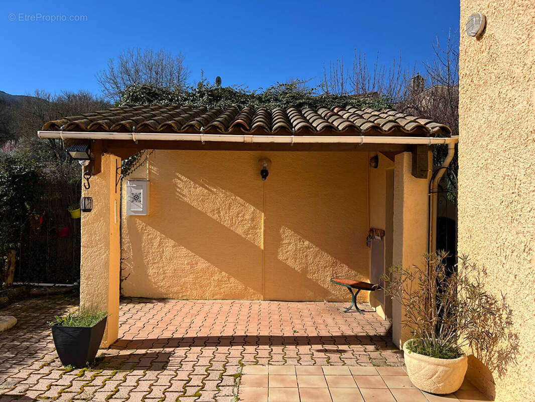 Maison à SAINT-MARTIN-DE-CASTILLON