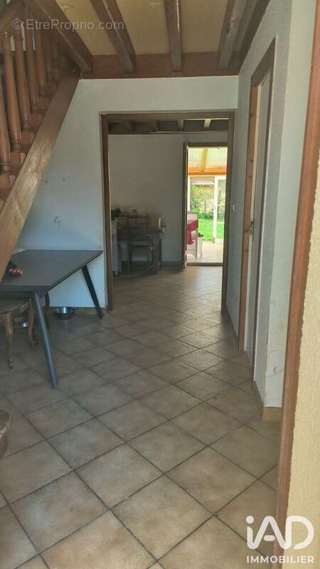 Maison 146 m² à Montceaux-Les-Vaudes  - photo 9