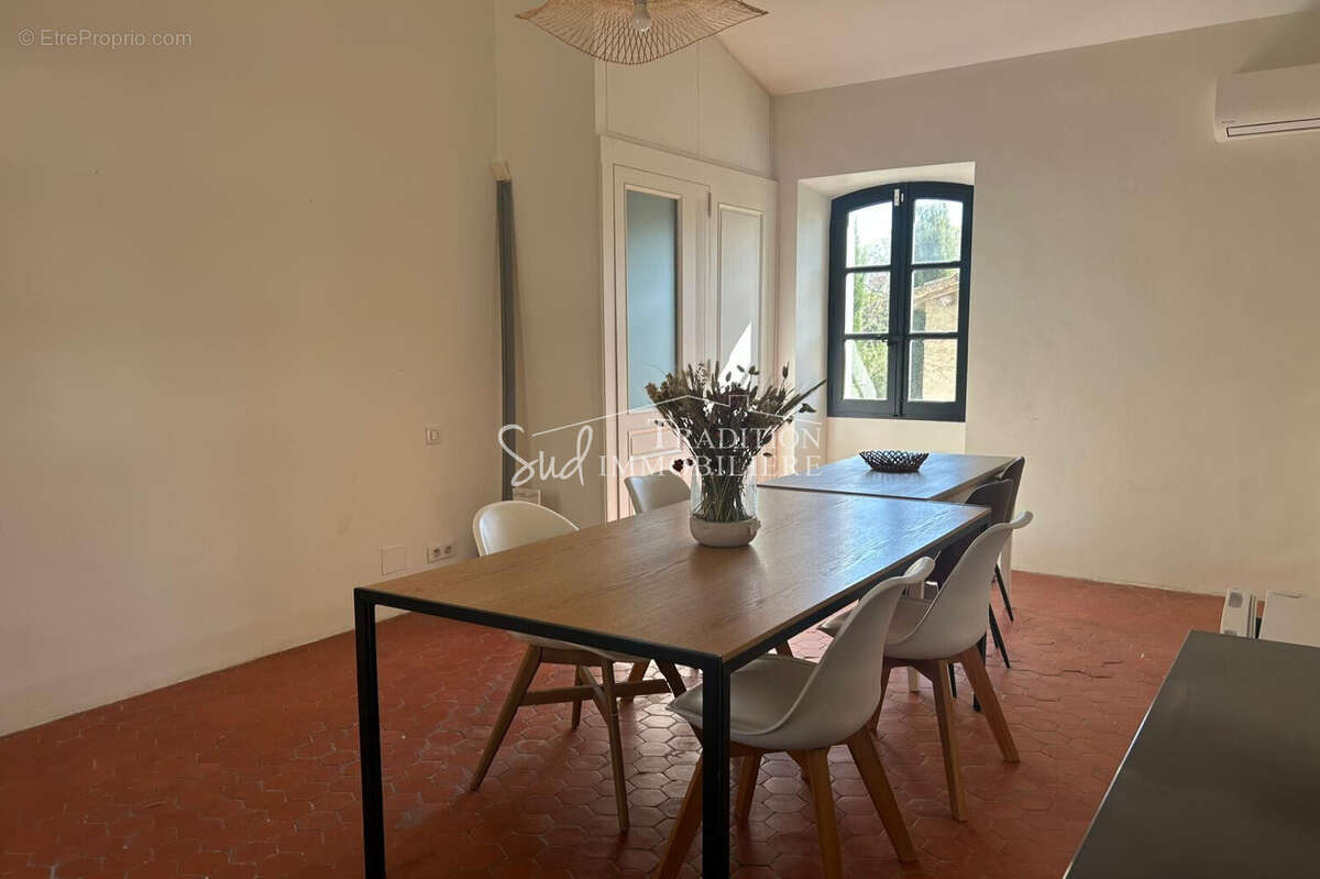 Maison à MAUSSANE-LES-ALPILLES