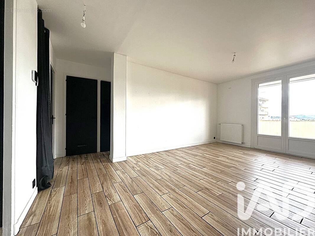 Photo 1 - Appartement à ROANNE