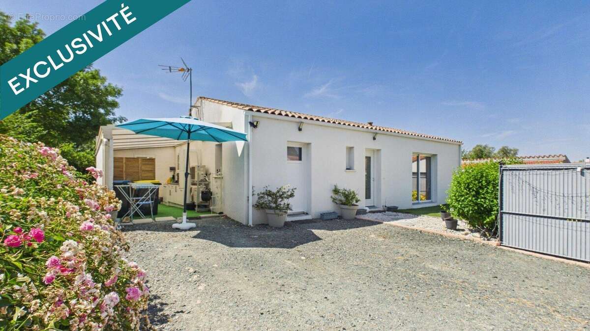 Maison 85 m² à Saint-Xandre  - photo 3