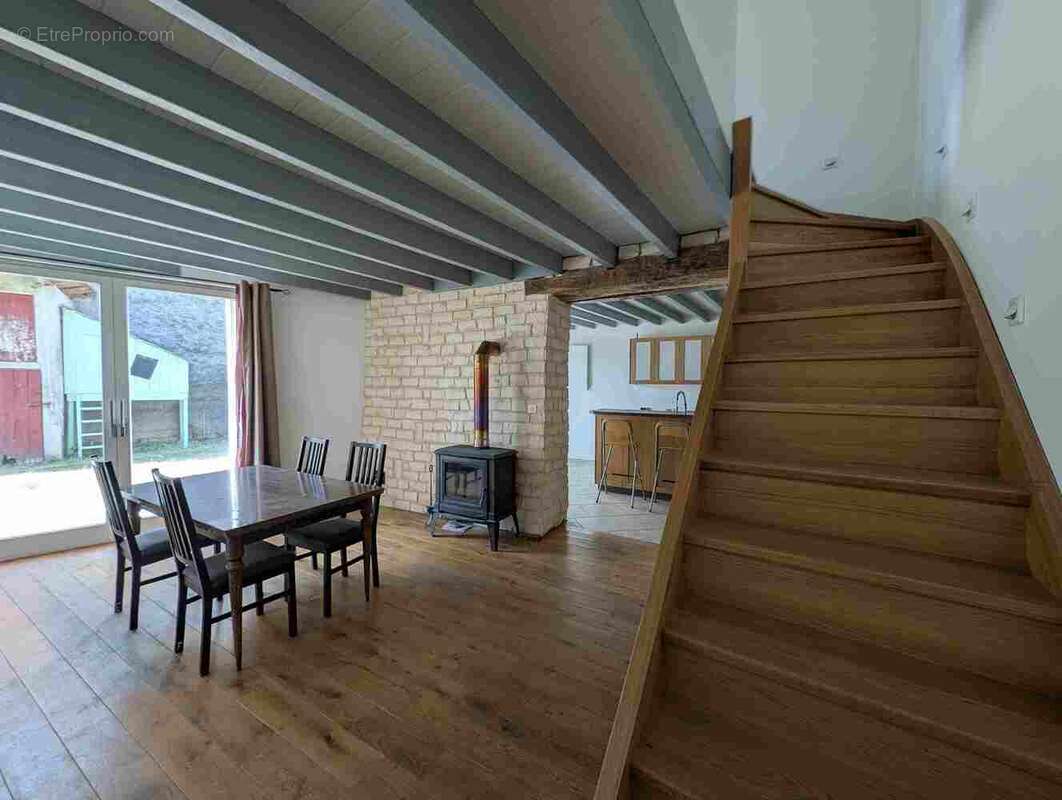 n°11 - Maison à SATOLAS-ET-BONCE