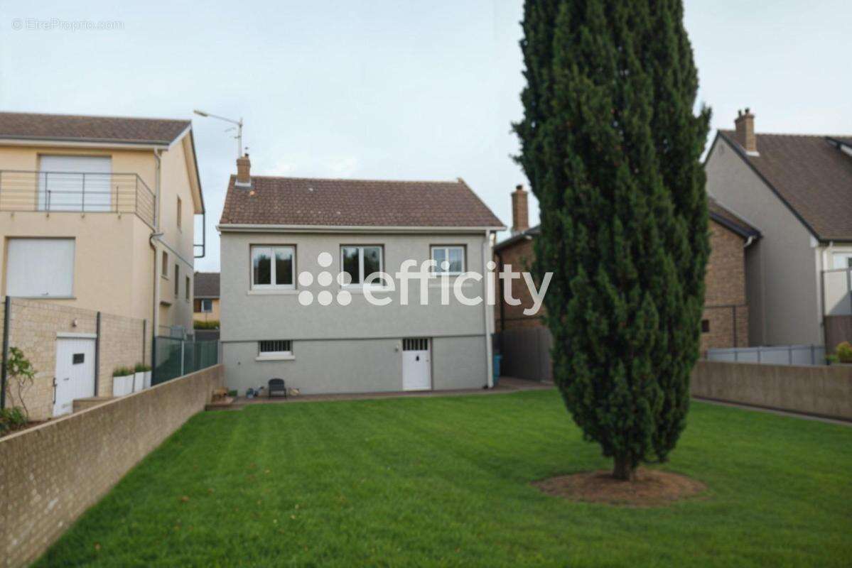 Maison à VILLENEUVE-LE-ROI