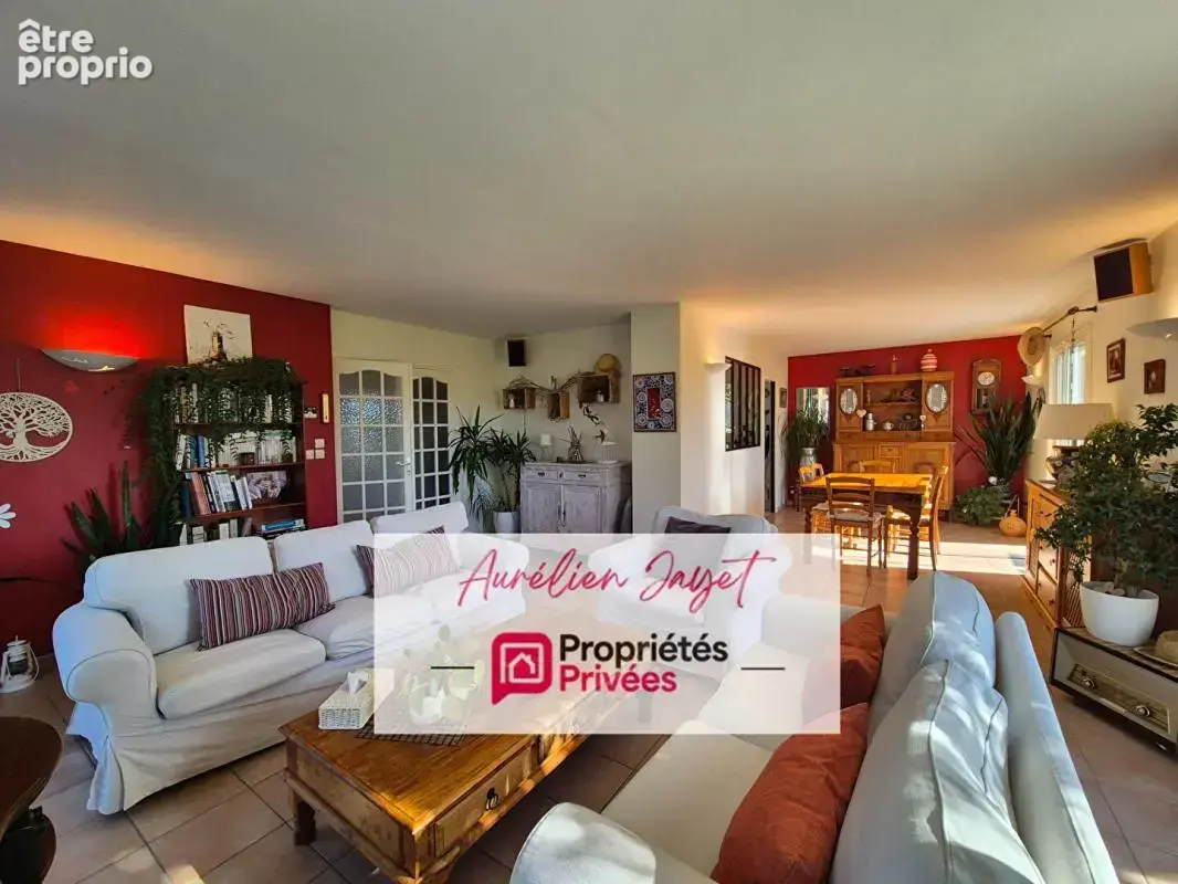 Maison plain pied 135 m²  - 4 chambres - sous sol complet - photo 4