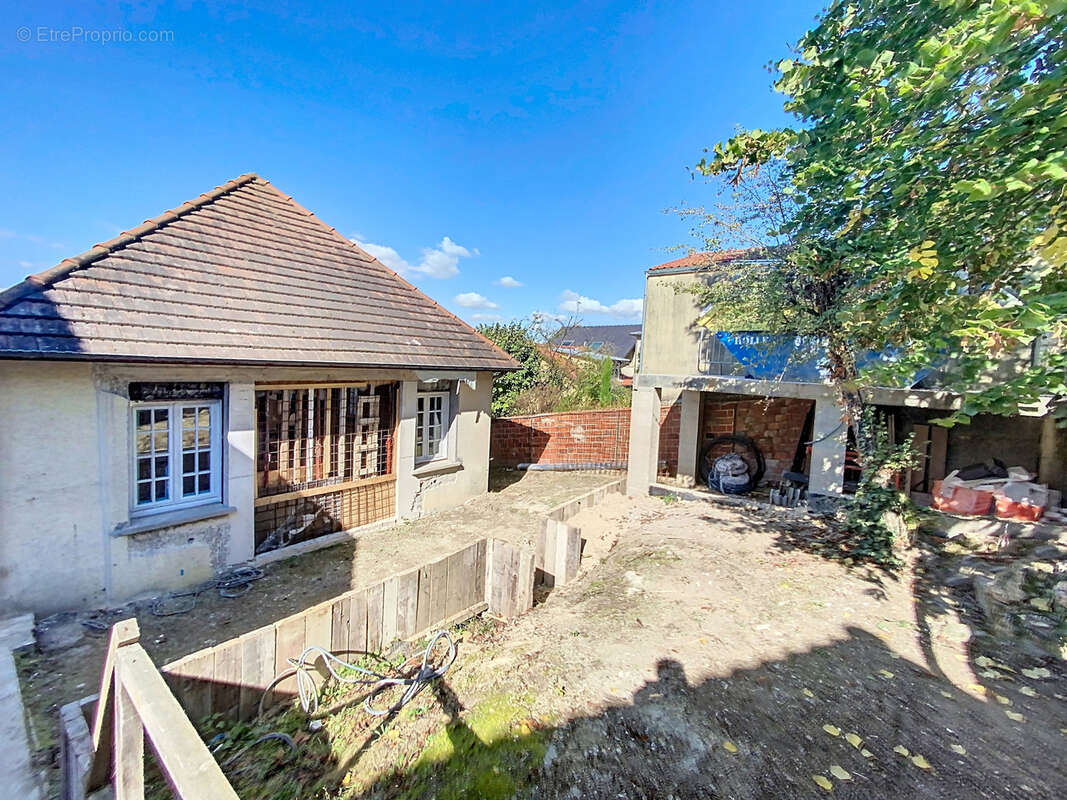 Maison à RUEIL-MALMAISON