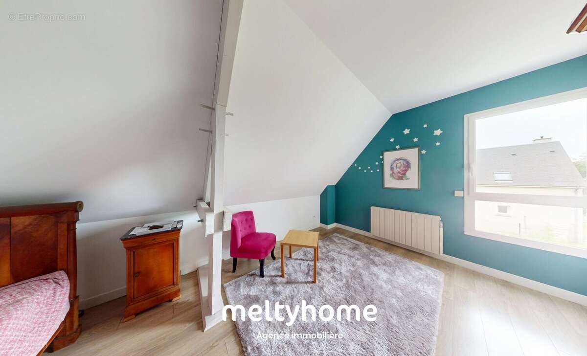 Maison 130 m² à Fontaine-Henry  - photo 7