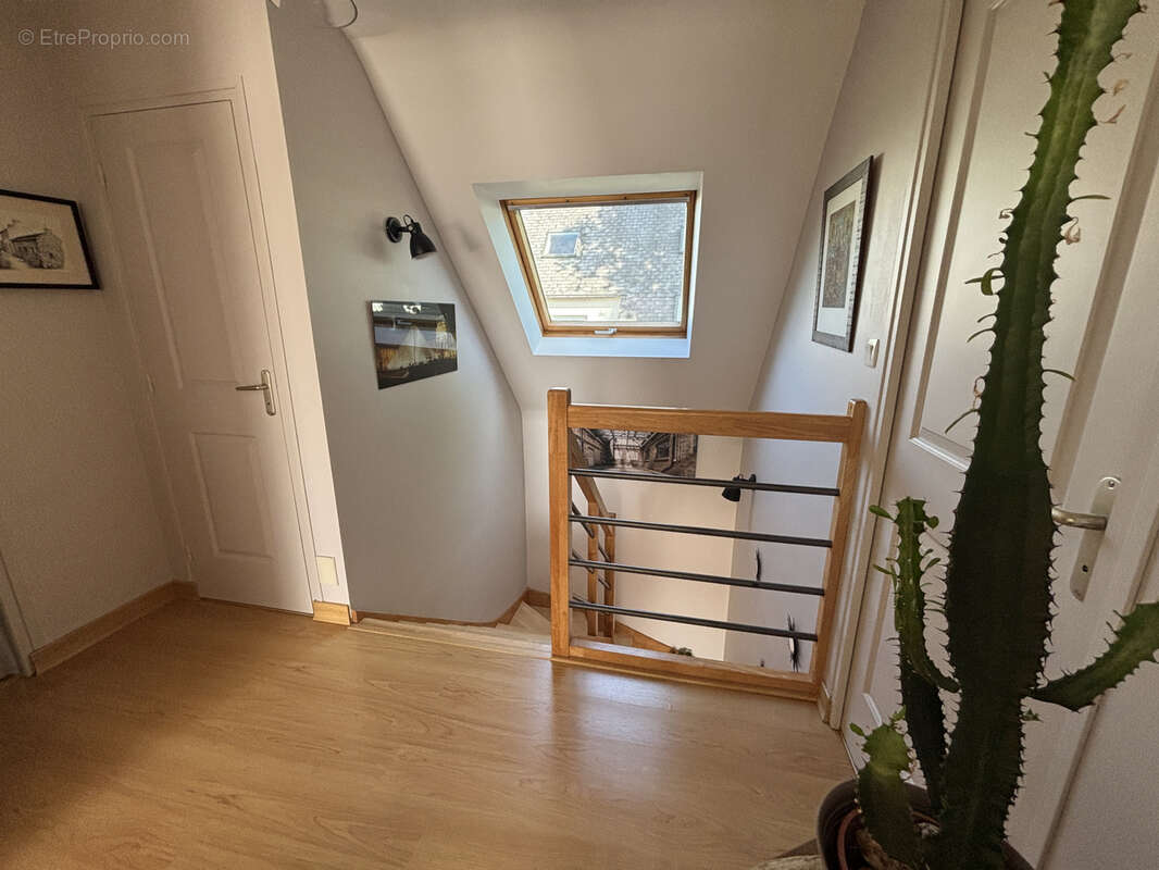 Maison à LE RELECQ-KERHUON