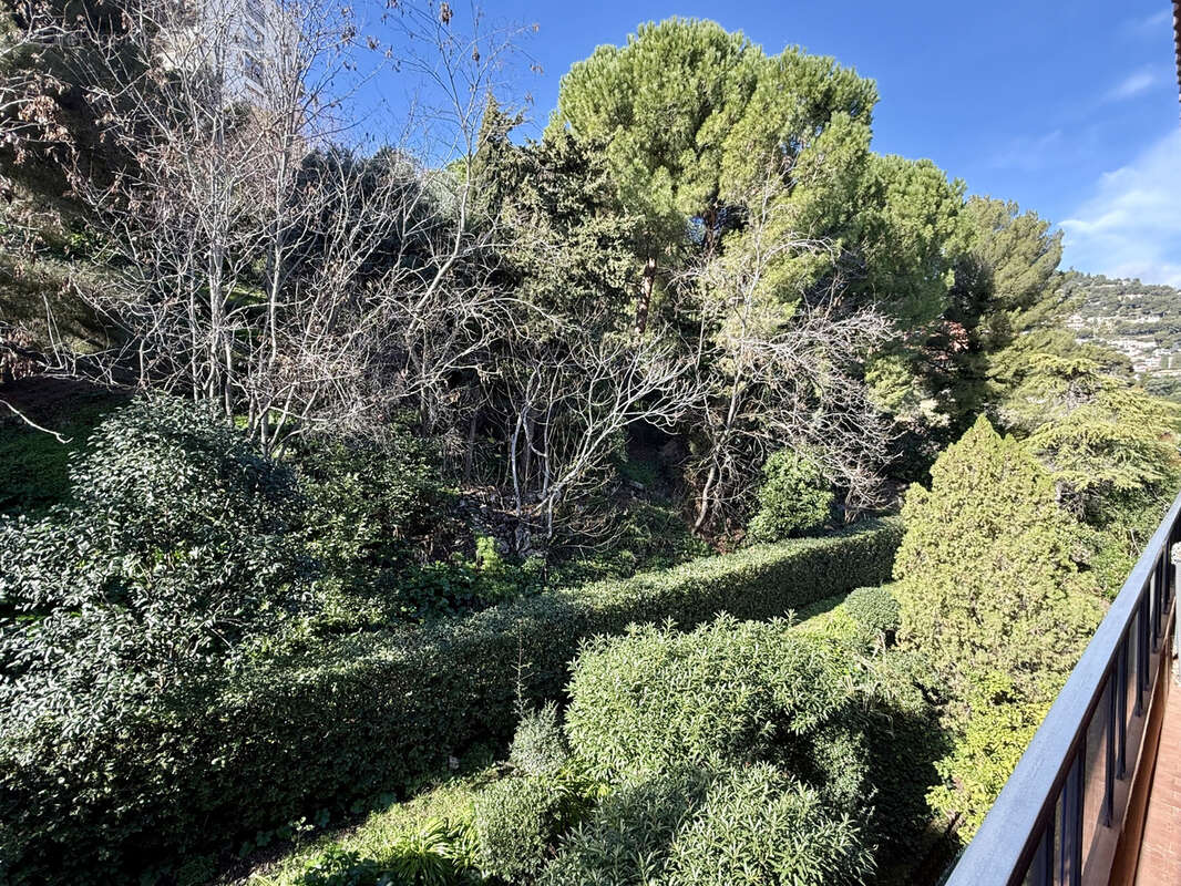 Appartement à ROQUEBRUNE-CAP-MARTIN