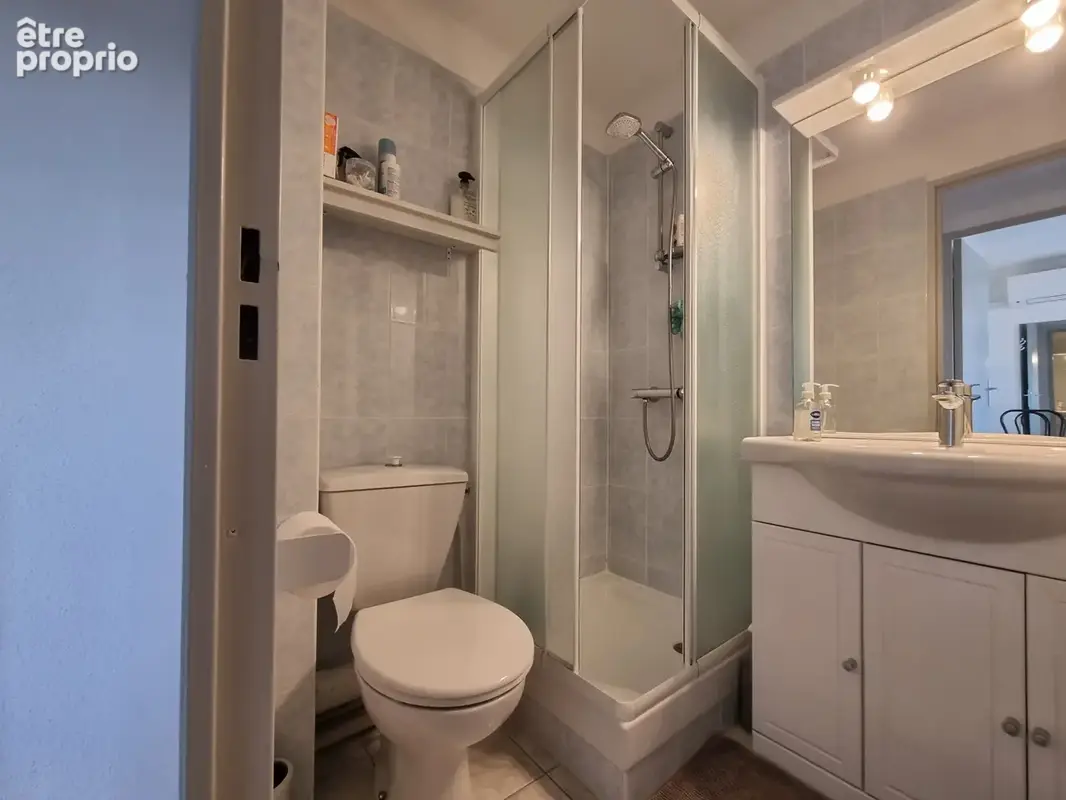A vendre - rare - direct plage du grazel - pavillon 2 chambres -  terrasse - proche mer - photo 9