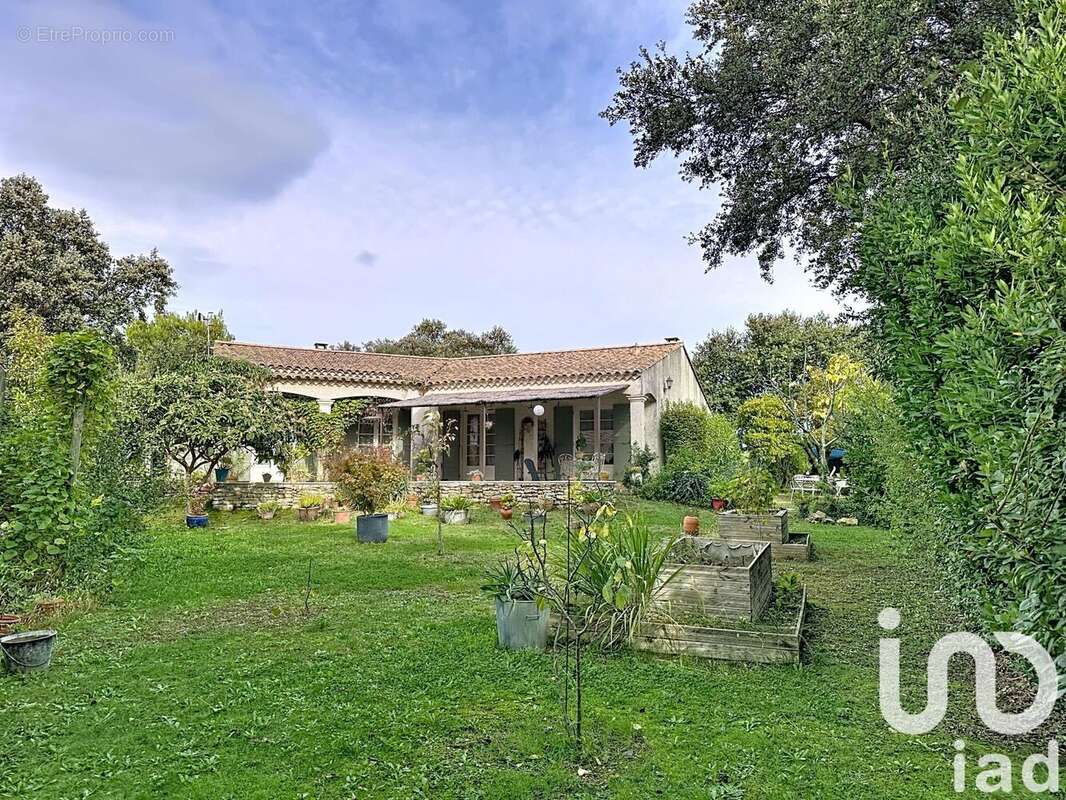 Photo 2 - Maison à VERS-PONT-DU-GARD