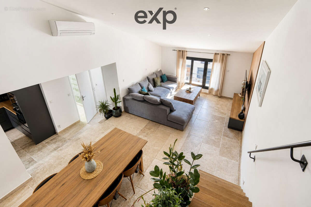 Appartement 86 m² à Villelaure  - photo 2