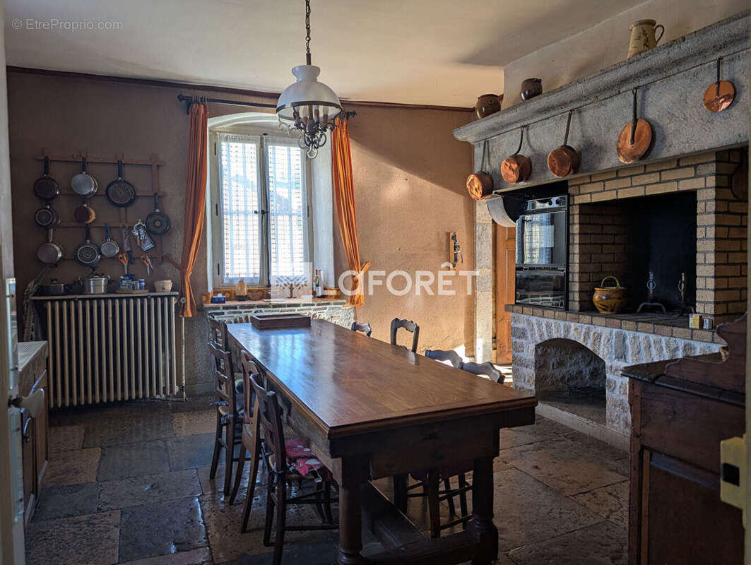 Maison à FRAISANS