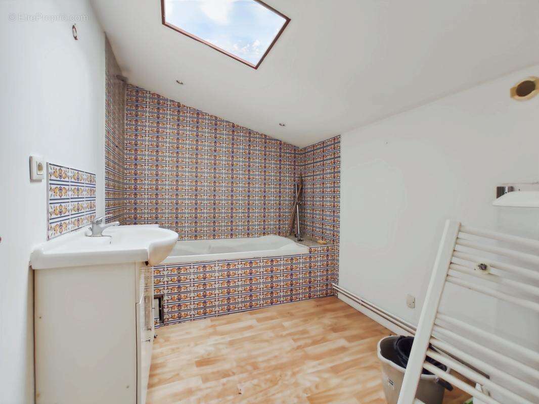 Appartement à SAINT-ASTIER